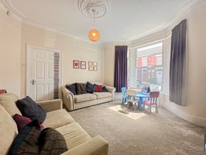 Photo 25- click for photo gallery